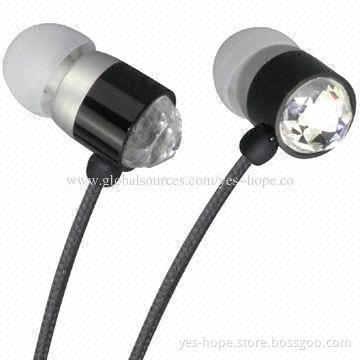 Stereo headphone with crystal decoration